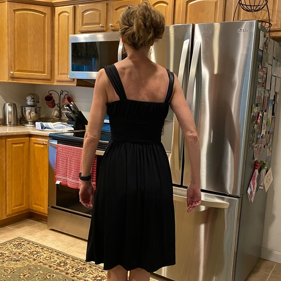 Tahari Black Lined Cocktail Dress 2 - Picture 14 of 15